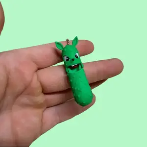 Dill-Doe Pickle Keychain | Cute 3D-Printed Novelty Charm & Gift