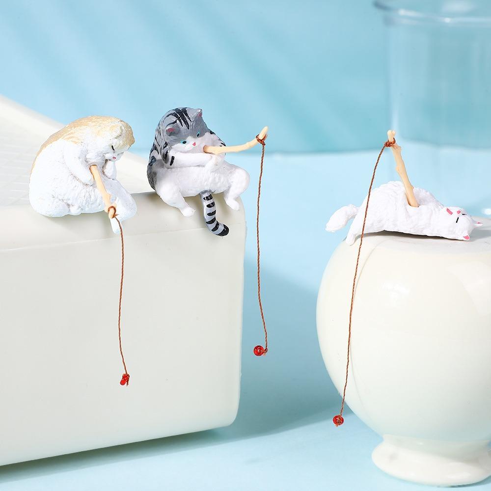 MUNBYN  Cute Mini Cat Fishing Desk Figurines Set, Resin Micro Landscape Ornaments for Office & Computer Desk Decor, Adorable Pet-Themed Desktop Accessories for Home or Workspace (5 PCS)