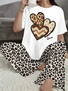 Plus Size - Plus Size - Women'S Plus-Size Clothing, Including Casual Short-Sleeve Round-Neck Tops Made from Medium-Stretch Fabric, Machine Washable, Designed for Comfort in for All Seasons. This Women'S T-Shirt Features a Unique 2D Graphic Print And