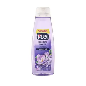 Vo5 Blooming Freesia Moisturizing Shampoo 15 Oz