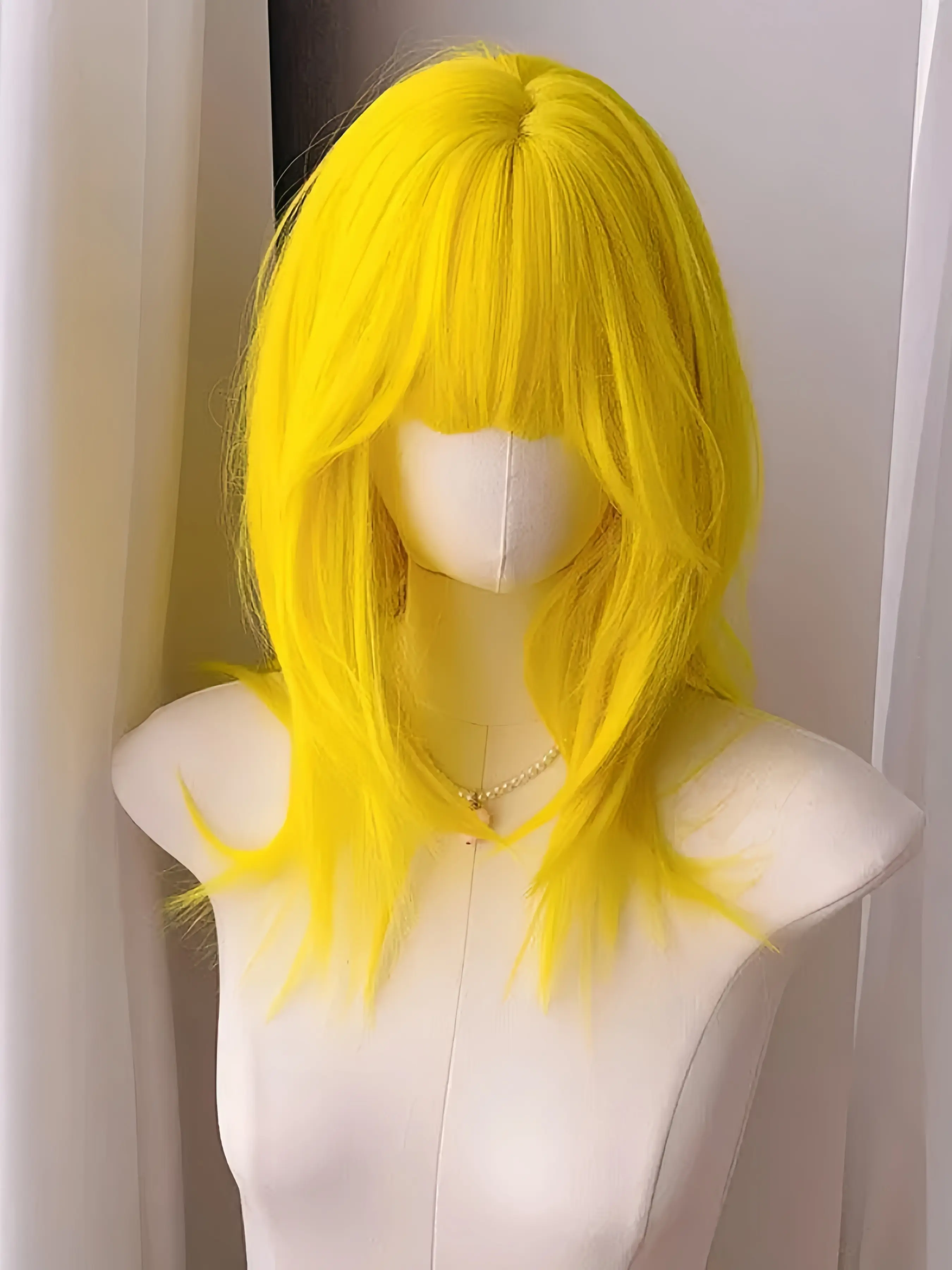 Yellow Wig for Women Layered Cut Cosplay Wig with Bangs Medium-length Hair with Layers High Temperature Fibers Synthetic Wigs Hallowmas Synthetic Material Wigs