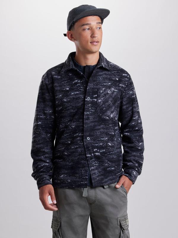 UNIONBAY Men's Acadia Printed Long-Sleeve Plush Microfleece Shirt - Casual Utility Top, Suitable for Pairing with Joggers, Straight Camo Jeans