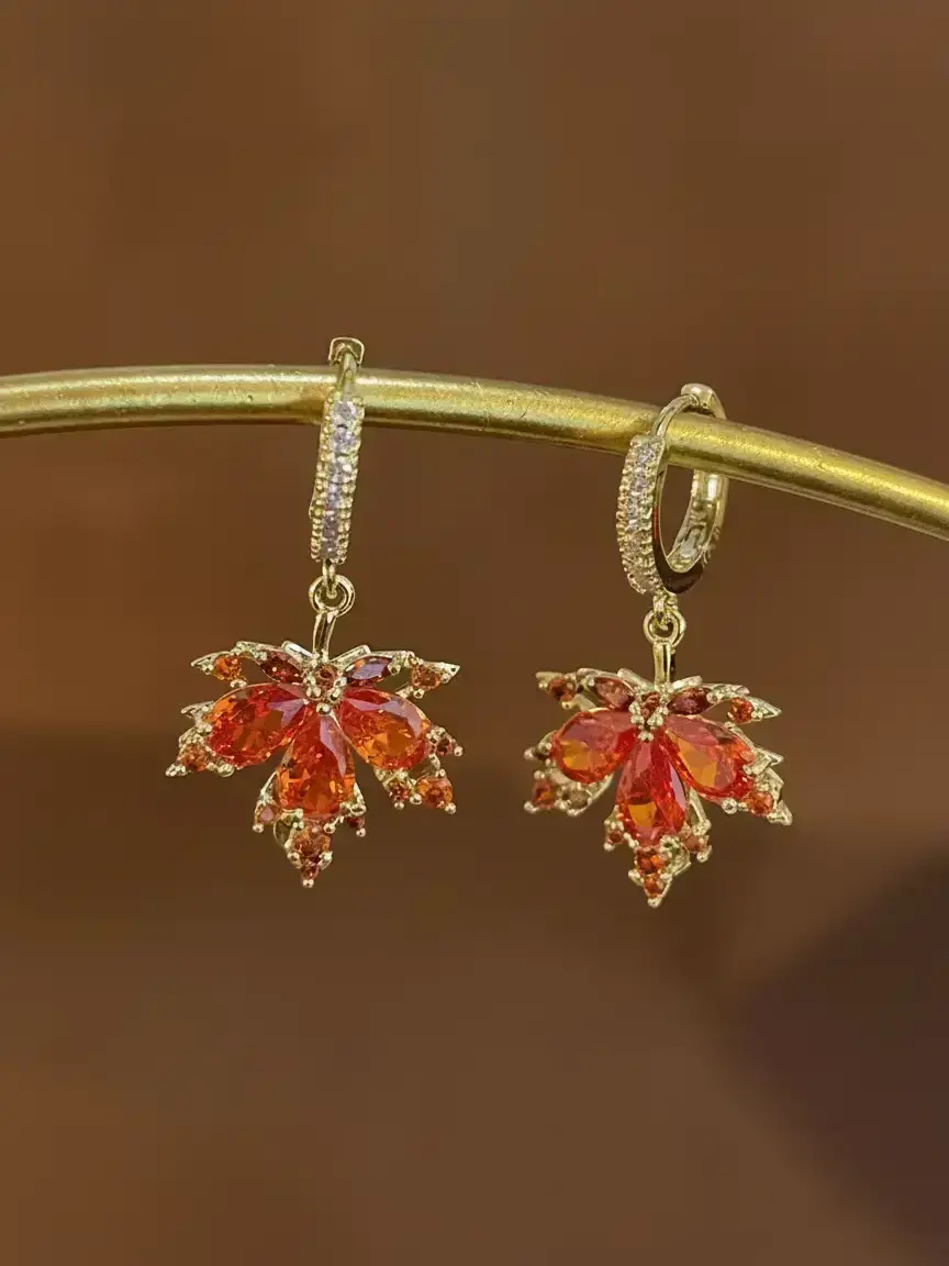 Women's 1 Pair Fashionable Artificial Gemstone & Maple Leaf Design Dangle Earrings, Drop Earrings, Elegant Rhinestone Decor Jewelry, Fashion Accessories for Parties, Daily Wear Accessories, Artificial Zircon Earrings
