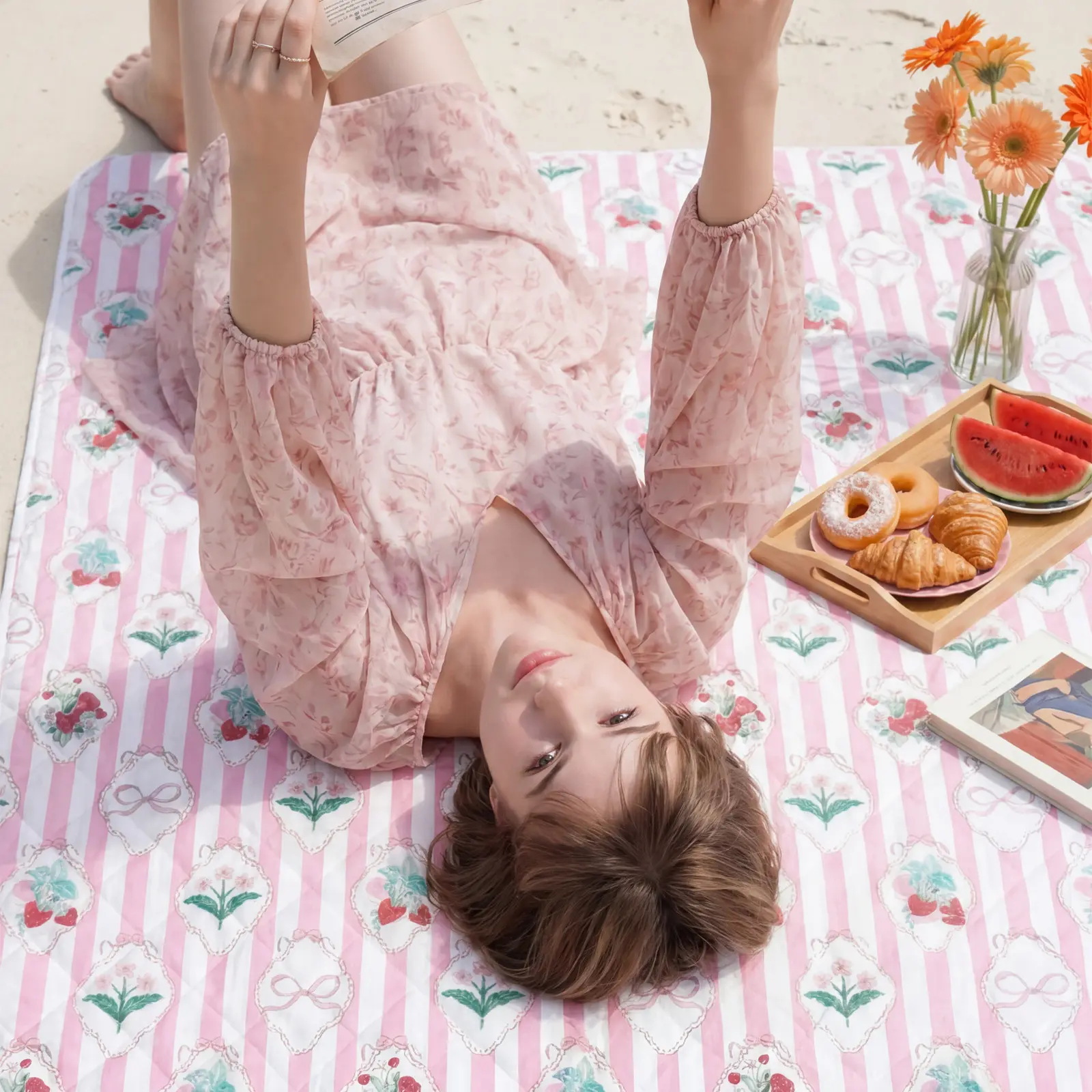 【Summer Sales Deals】Waterproof Beach Blanket, Picnic Blanket with Print, Extra Large Sandproof Beach Mat, Portable Foldable Outdoor Mat for Summer Picnic, Camping, Park, Beach, Hiking, Travel, Family Outdoor Essentials, Durable & Washable,beach essentials