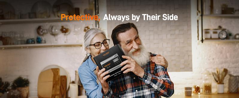 WOLFBOX Portable 2000A Jump Starter With Air Compressor 150PSI Tire Inflator LED HolidayHaul