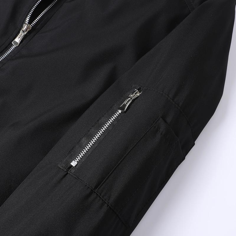 Men's lightweight casual jacket with sports slim fit zipper, stand collar, long sleeves, and zipper pockets, durable polyester fabric suitable for spring/autumn outdoor training, gym workouts, and casual wear, featuring a stylish minimalist design