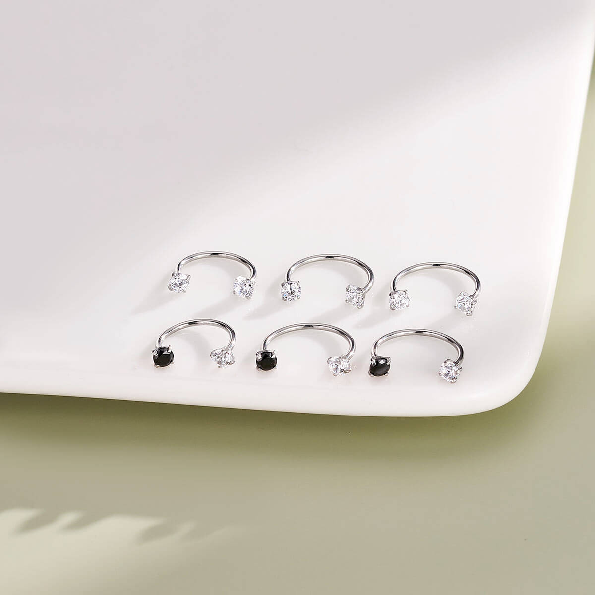 Oufer 20G Horseshoe CZ Nostril Nose Hoop Cartilage Lobe Piercing Ring 316L Stainless Steel Unisex Body Jewelry with Free Ball Crabber