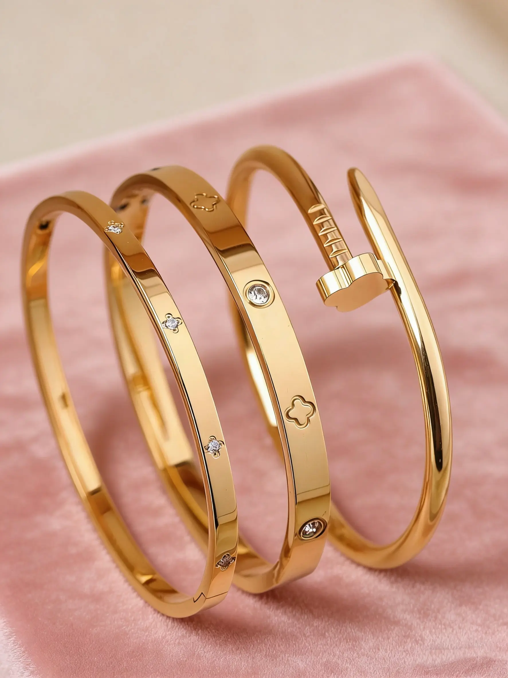 Women's Stainless Steel Fashion Bracelet Set, Flower Nail Design , Casual Style Elegant Jewelry Bracelet for Women, Perfect Gift for Her, High Quality Bracelet