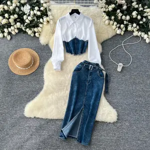 Set Jeans - Stylish Denim Outfit with White Shirt and Blue Jeans for Women