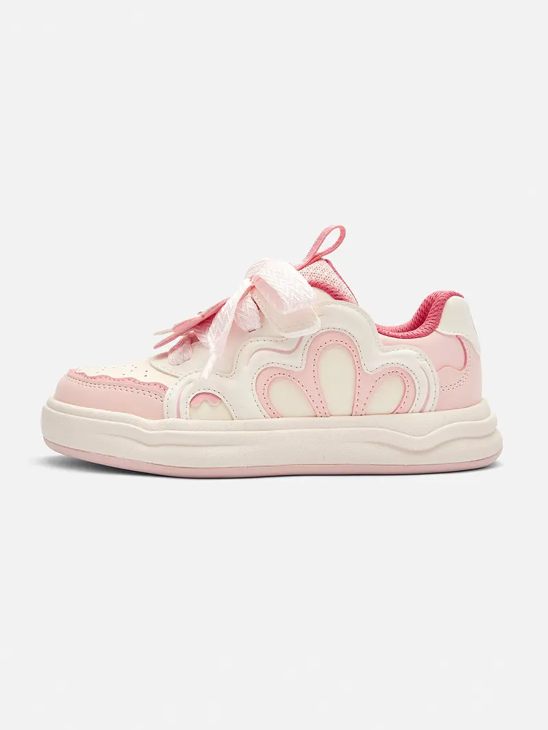 Balabala Girls' Casual Trainer Footwear - 2026 Spring Trend Low-Top Synthetic Sneakers, Sweet White Back to School Shoes, Round Toe, 3D Floral Design, Anti-Mold, Gentle Rebound EVA Midsole, Rubber Outsole, Quiet Step, Flat Heel (1 cm or Less)
