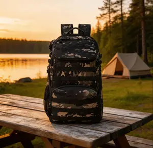 30L capacity, independent shoe compartment for storing dirty shoes, dry and wet separation area for storing towels, breathable backpack system to bid farewell to stuffiness. Balancing daily commuting and short trips.