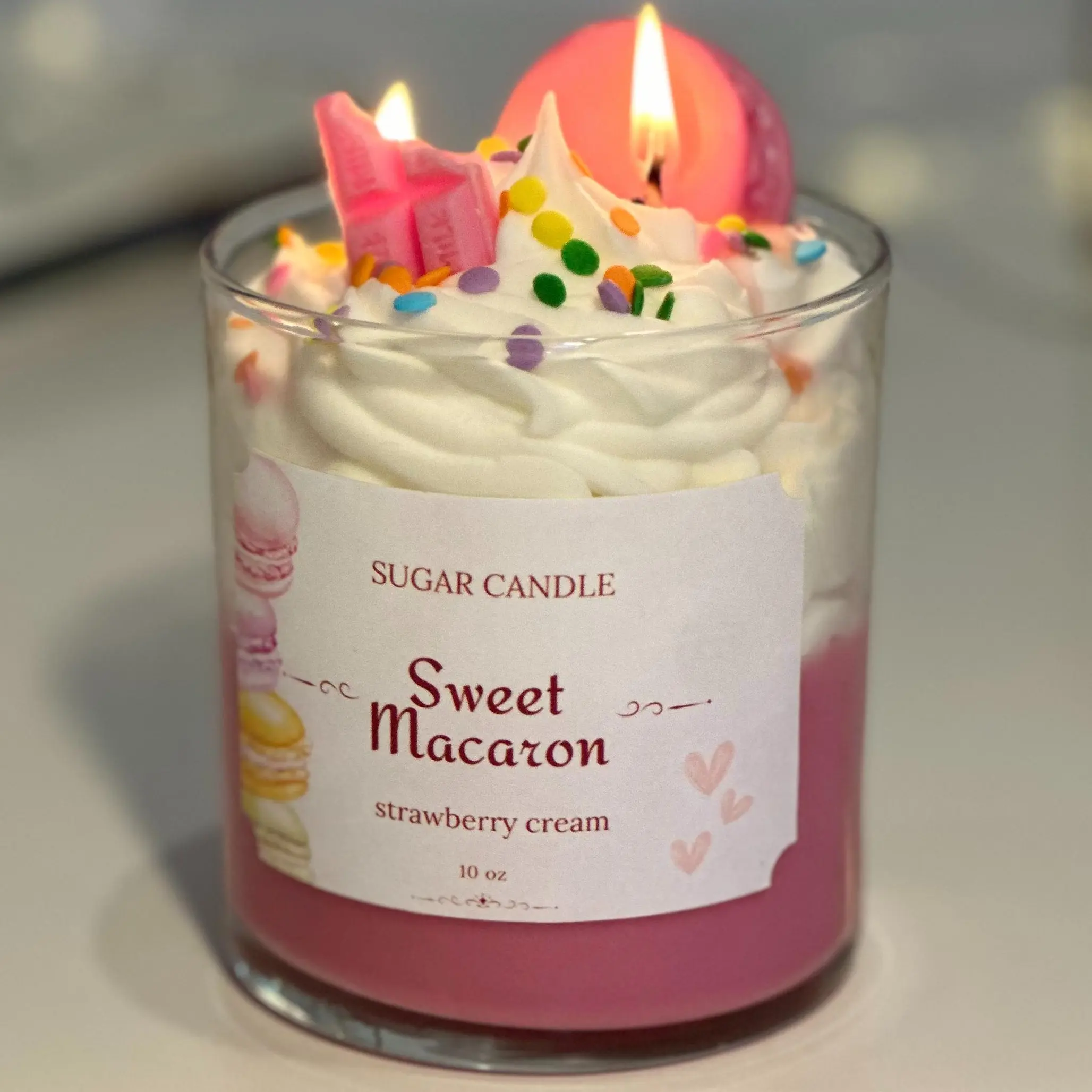 Sweet Macaron Candle – Dessert-Inspired Soy Candle | Handmade Gift for Her | Vanilla & Strawberry Scented | Whipped Topping | Aesthetic Room Decor | Vegan Candle | Birthday Gift Idea | Sugar Candle |  | Foodie Gift Cream