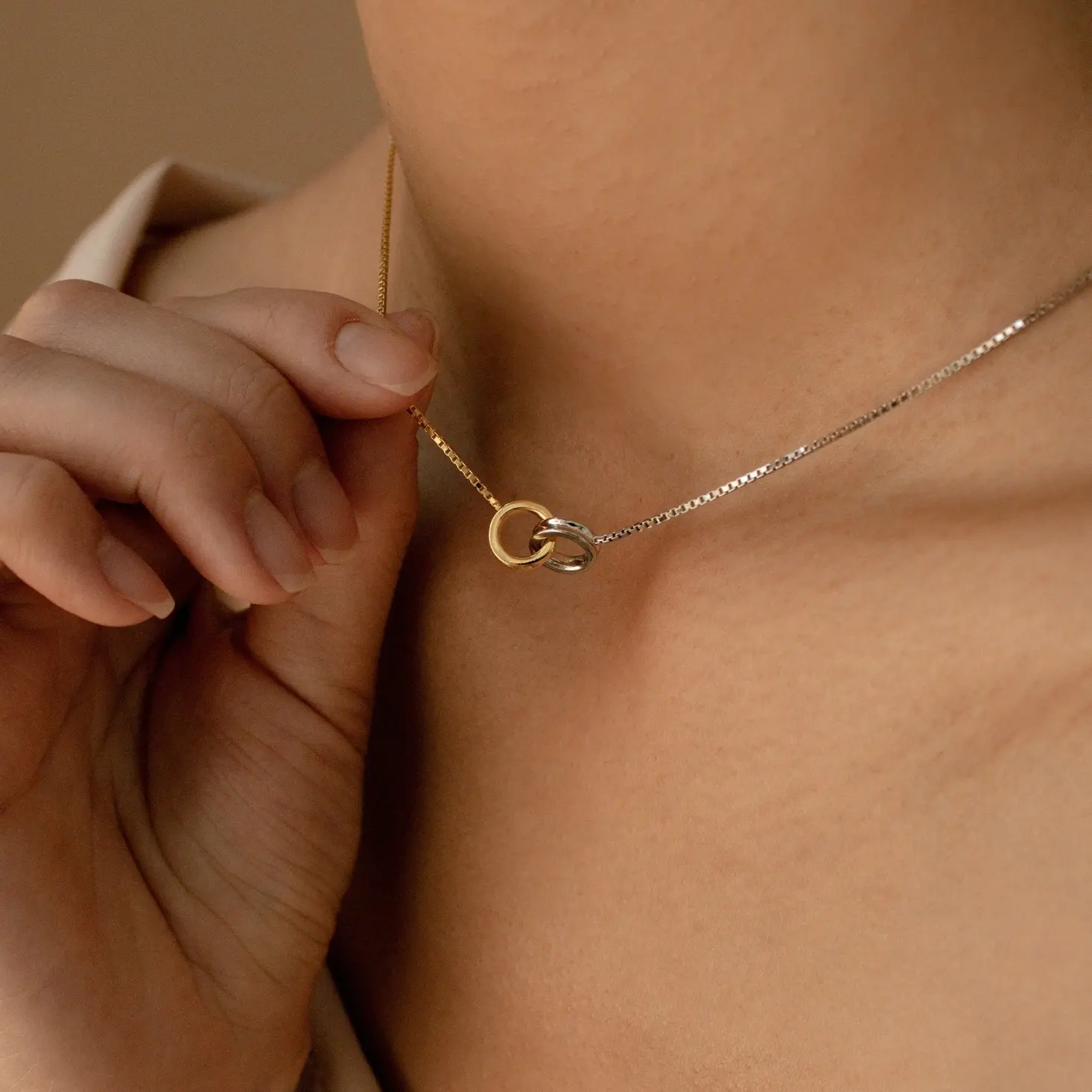 Interlocking Circles Necklace by Caitlyn Minimalist - Minimalist Gold & Silver Eternity Charm Necklace - Mixed Metal Jewelry - Anniversary Gift for Her