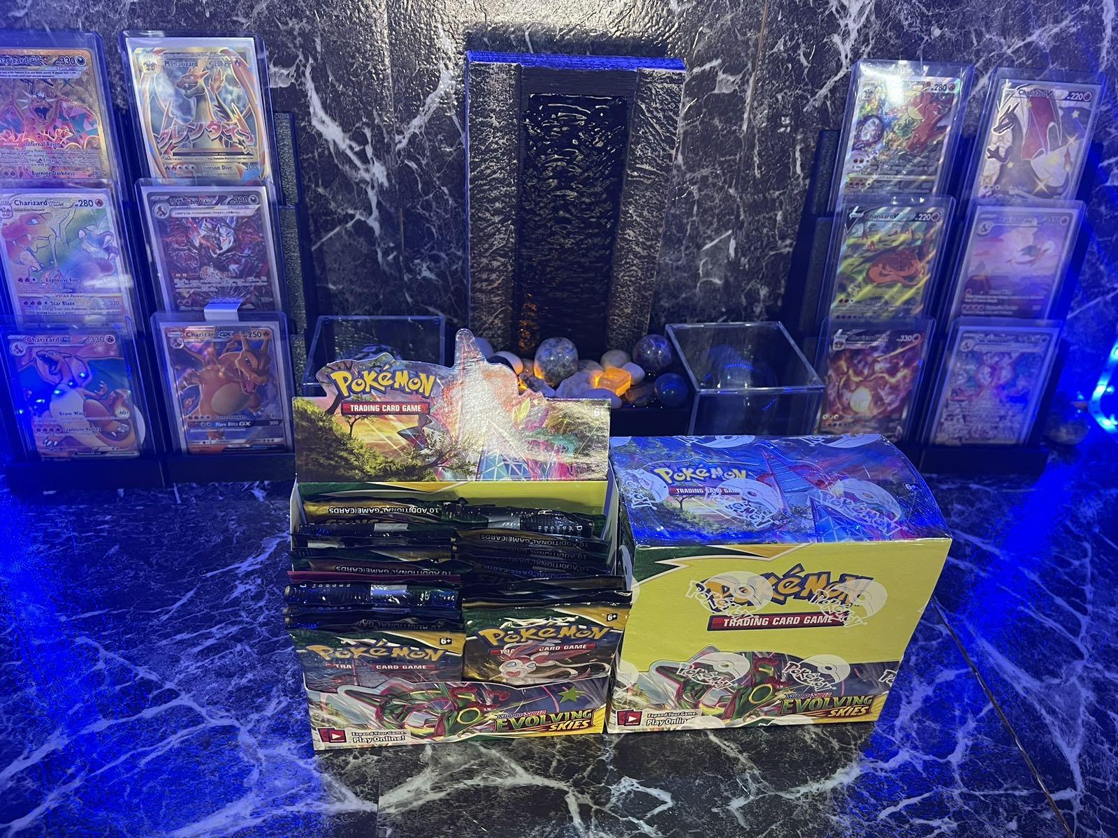 evolutions skies booster box Amazon.com: Pokemon TCG: Sword & Shield Evolving Skies Booster Pack (10  Cards) : Toys & Games main image 1