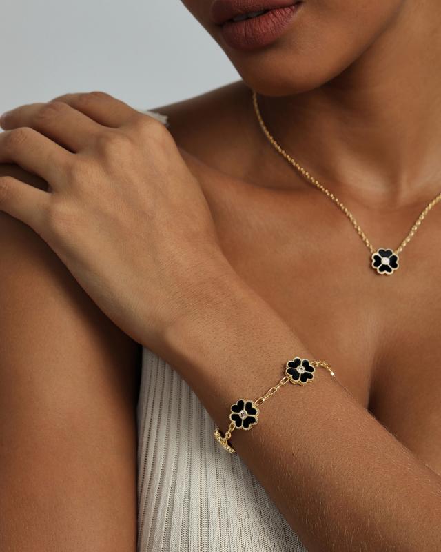 PAVOI 14K Gold Plated Clover Bracelets for Women - Flower Four Leaf Clover Bracelet - Mother of Pearl & Onyx Gemstone Lucky Flower Design - Adjustable Trendy Jewelry Gifts