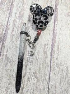 Raiders Glitter Badge Reel with Pen | Football Alligator Clip