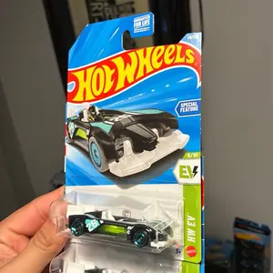 Electro silhouette TREASURE HUNT