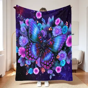 Butterfly & Flower Pattern Flannel Blanket 1 Count Colorful Soft Throw Blanket for Cozy Home Decor with Vibrant Design