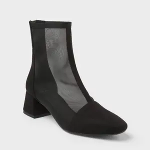 Women’s Celaena Boots with Memory Foam Insole – A New Day