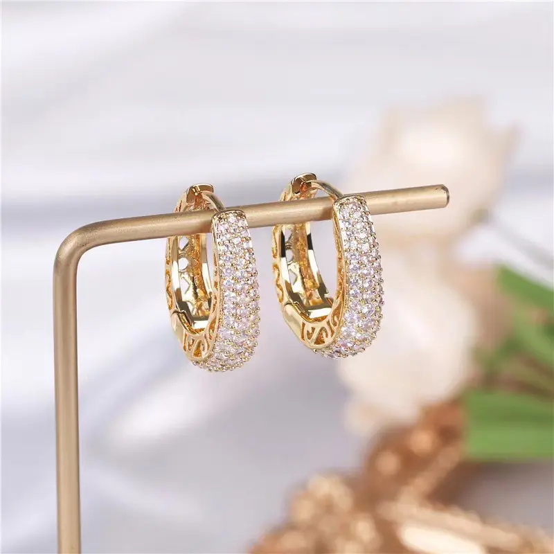 Elegant Gold Statement Earrings for Women, Hoops with Bling Effect, Lightweight and Hypoallergenic for Everyday Wear