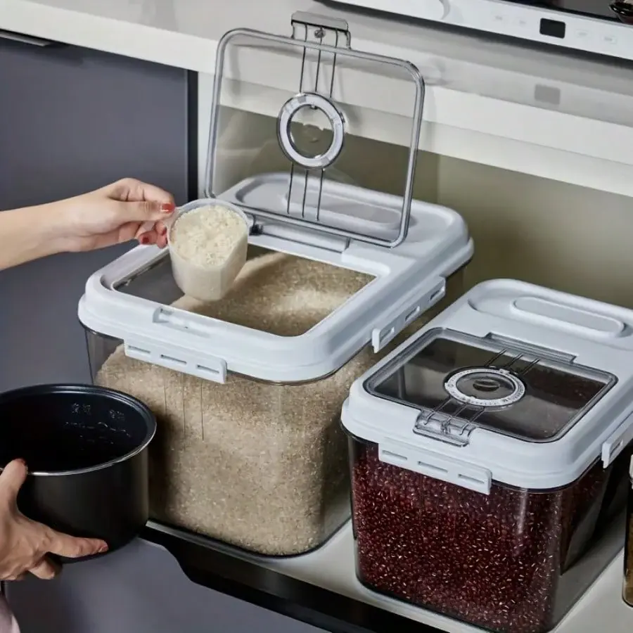 TOLSWE 2 Sizes Sealed Food Storage Large Bread Box Kitchen Countertop Airtight Bread Container With Lid Time-Tracking Bread Storage Container Home Bread Preservation Box PET Square Flip-Top Rice Container Ideal For Organizing Kitchen Pantries