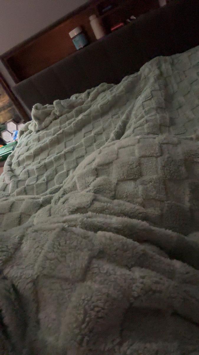 Item: Jadeite, queen