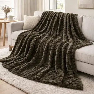 BedComfy Fleece Throw Blanket 300GSM Super Soft 3D Wide Ribbed Jacquard Thick Fluffy Double Sided Cozy Warm for Couch Bed Sofa Ideal Gift for Women Men Mom
