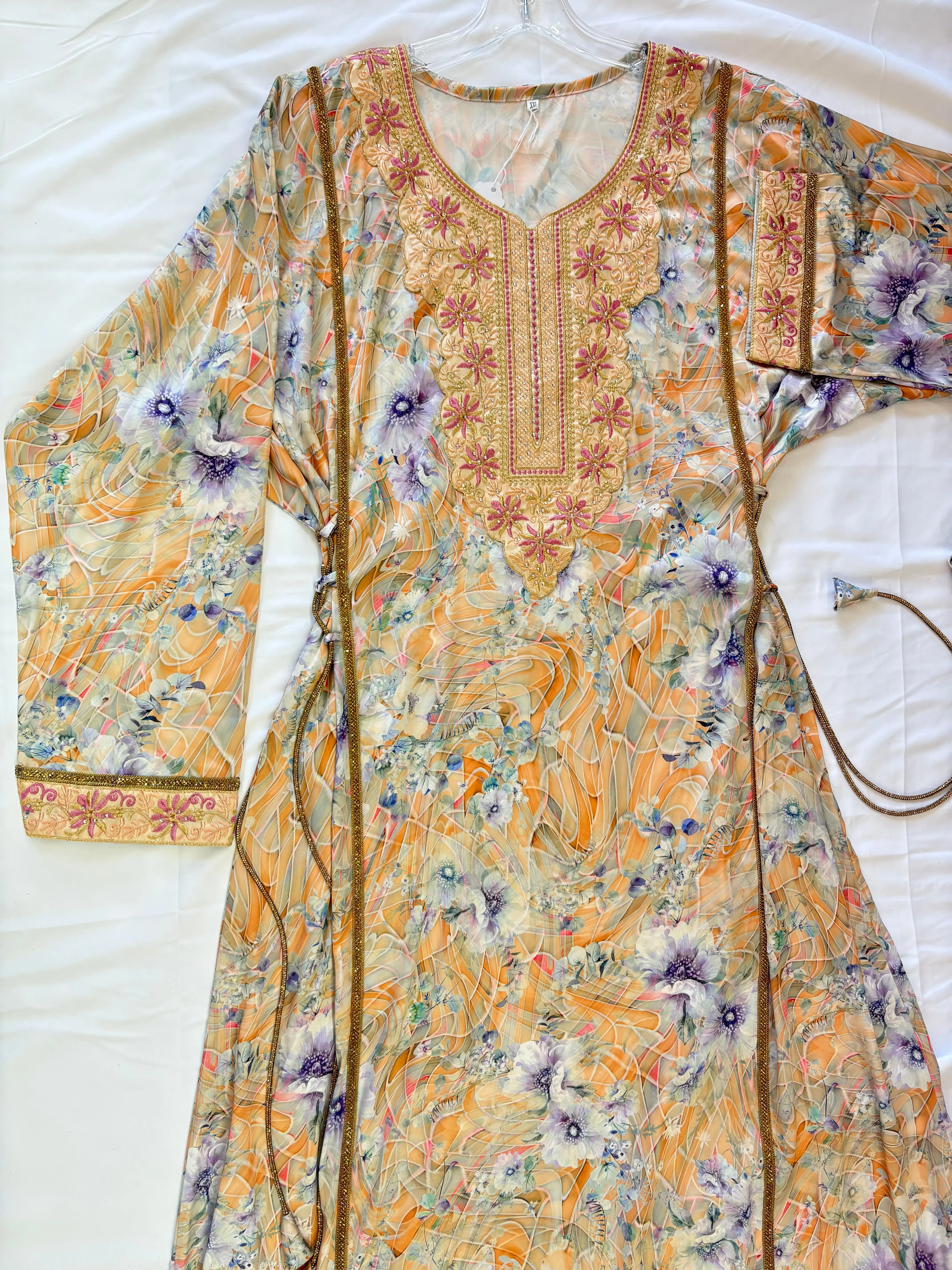 Women's mukhawar