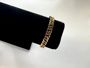 Kid’s 7 inch stainless steel gold 8mm Cuban bracelet with box clasp