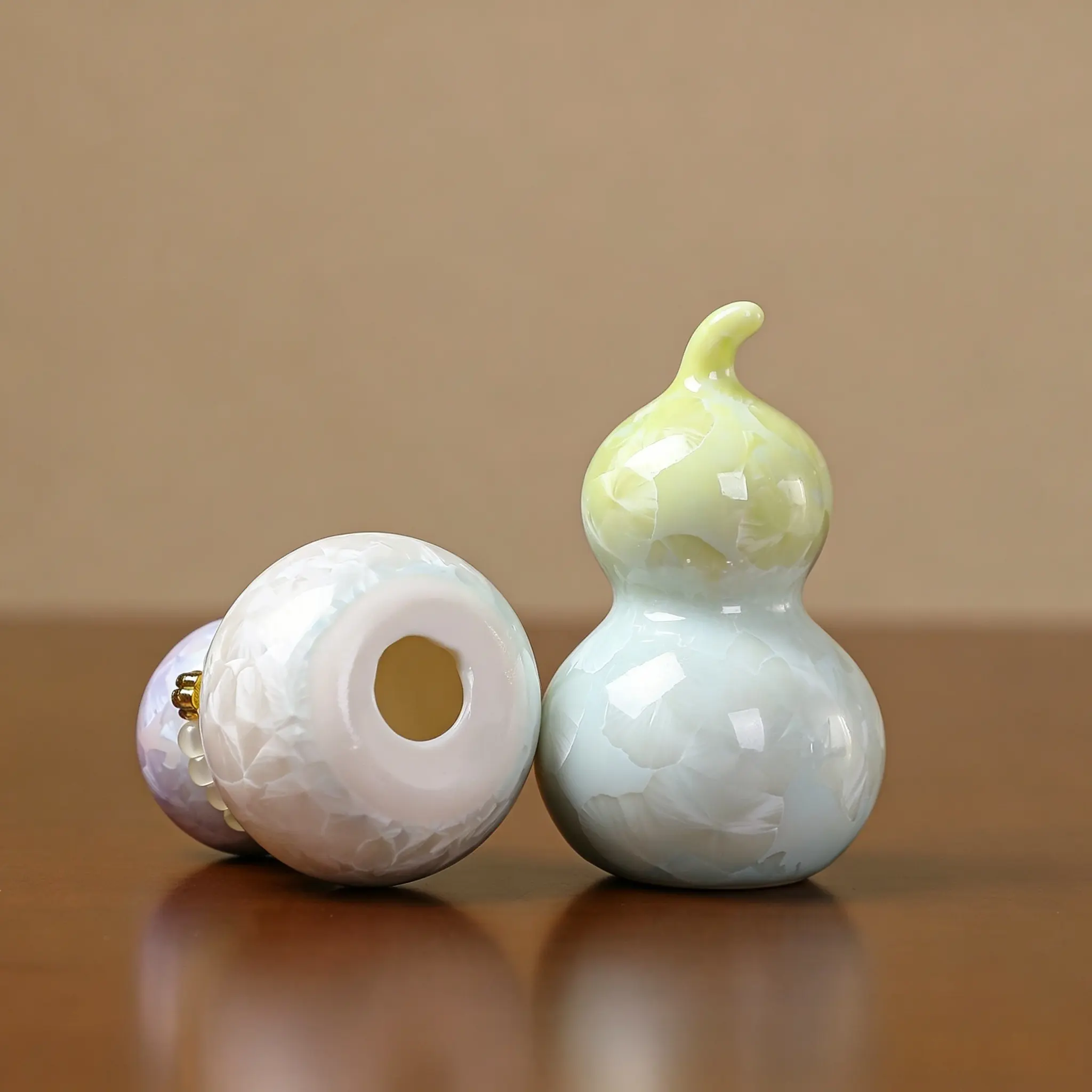 Crystal Glaze Gourd Ceramic Tea Pet - Traditional Gongfu Tea Ceremony Decor with Pour Function, Zen Aesthetic Pottery Collectible Cultural Item, Ideal for Holidays, Birthdays, Corporate Present