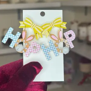 Hop Easter earrings