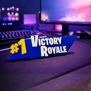 #1 Victory Royale Fort Wall Display – 3D Printed Gaming Decor