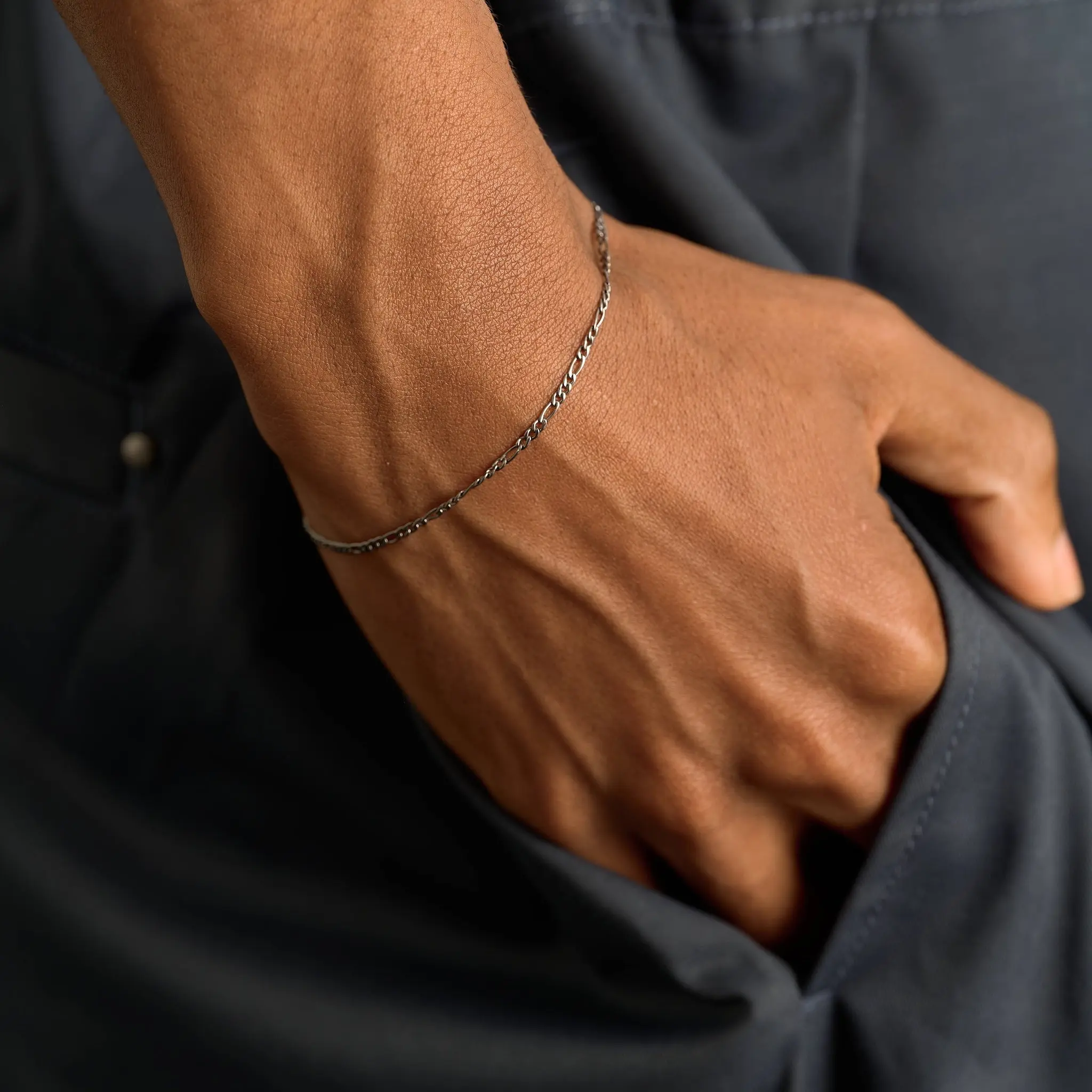 GLD Figaro Chain Bracelet in Black - 2mm - Perfect Gift