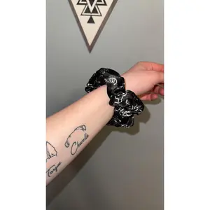 Western Scrunchies -RTS