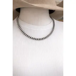 18" WESTERN BEADED PEARL