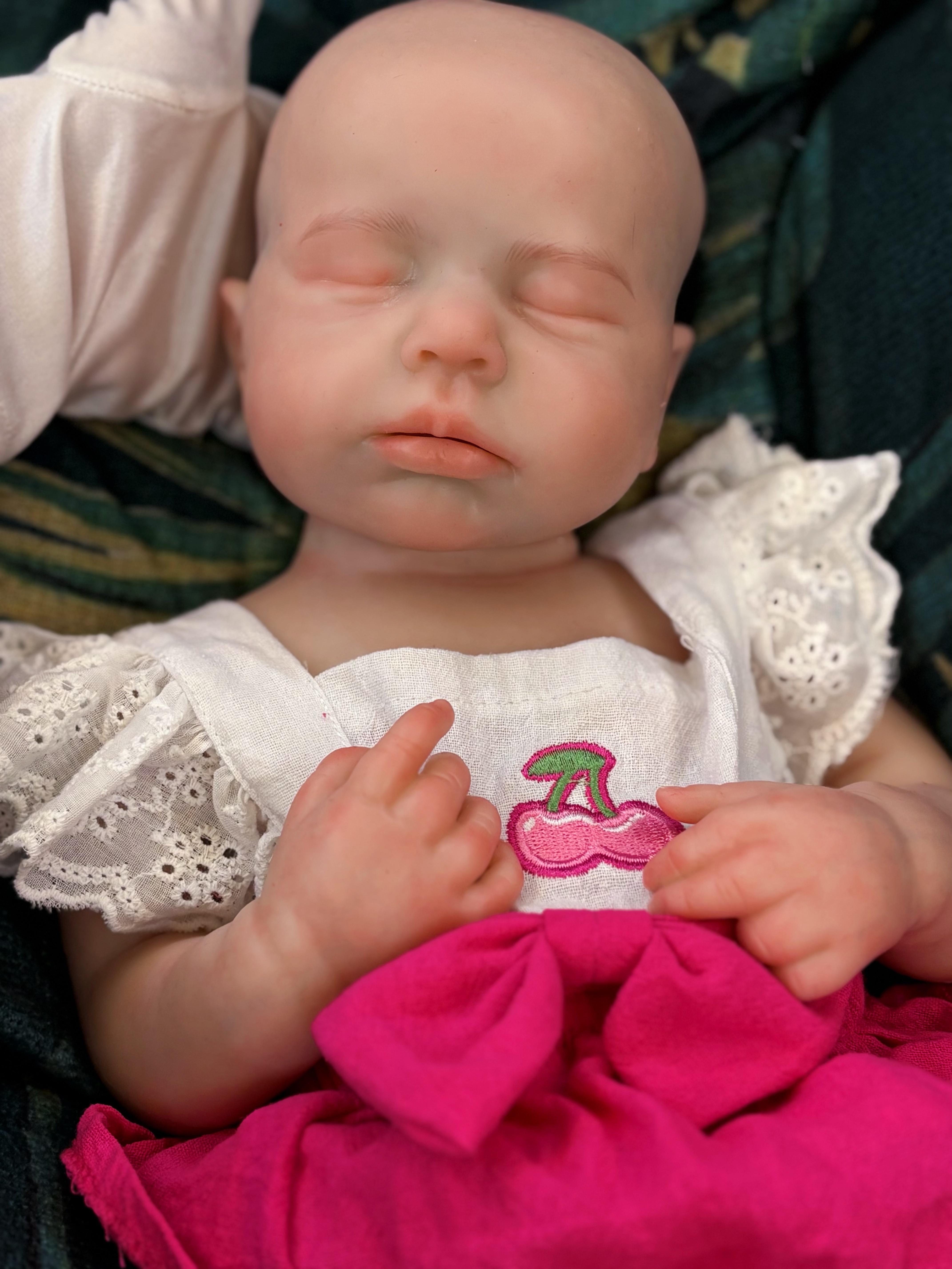 Reborn Doll 18 Inches 45 cm Soft Silicone Lifelike Feel Closed Eye Sleeping Design Newborn Girl Doll with Birth Certificate and Clothing Perfect Gift Rebornbabydoll