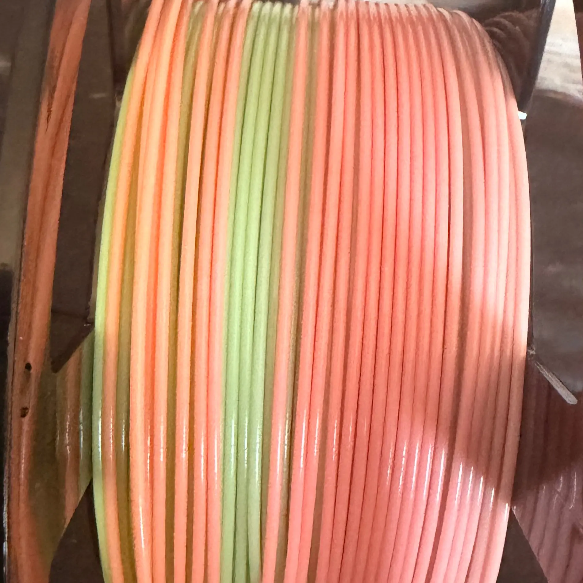 Luminous multi-color