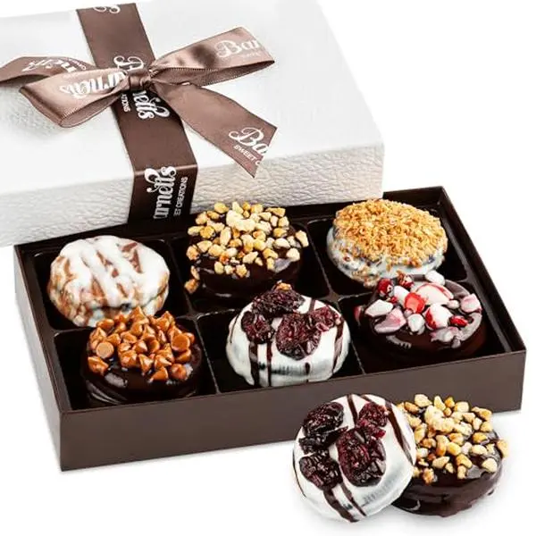 Barnetts Mothers Day 6 Chocolate Cookies Gift Basket, Gourmet Chocolate Covered Candy Gifts for Food Delivery, Spring Candy Treats Baskets Ideas for Mom, Wife, Husband, Grandmother, Daughter, Mother, Grandma