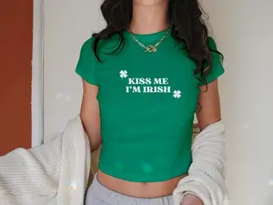 Kiss Me I'm Irish St Patrick's Day Baby Tee, Y2K St Paddys Crop Top, Vintage 90s Womens Retro Shirt, Lucky Girl Irish Shirt, Saint Pattys