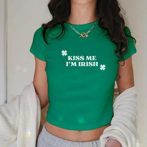 Kiss Me I'm Irish St Patrick's Day Baby Tee, Y2K St Paddys Crop Top, Vintage 90s Womens Retro Shirt, Lucky Girl Irish Shirt, Saint Pattys