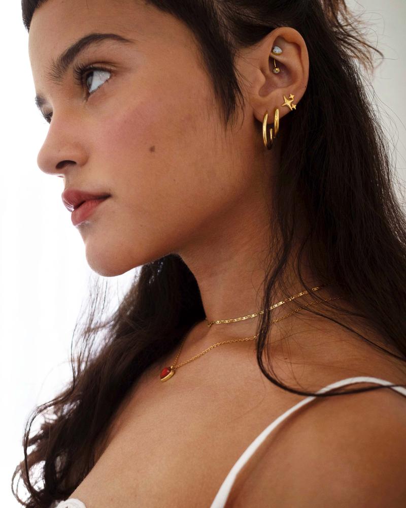 en route 30 mm Endless Hoop Earrings in Gold, Waterproof & Tarnish-Free for Daily Wear, Thick Chic Hoops That Elevate Summer Looks & Beach‑Ready Styling