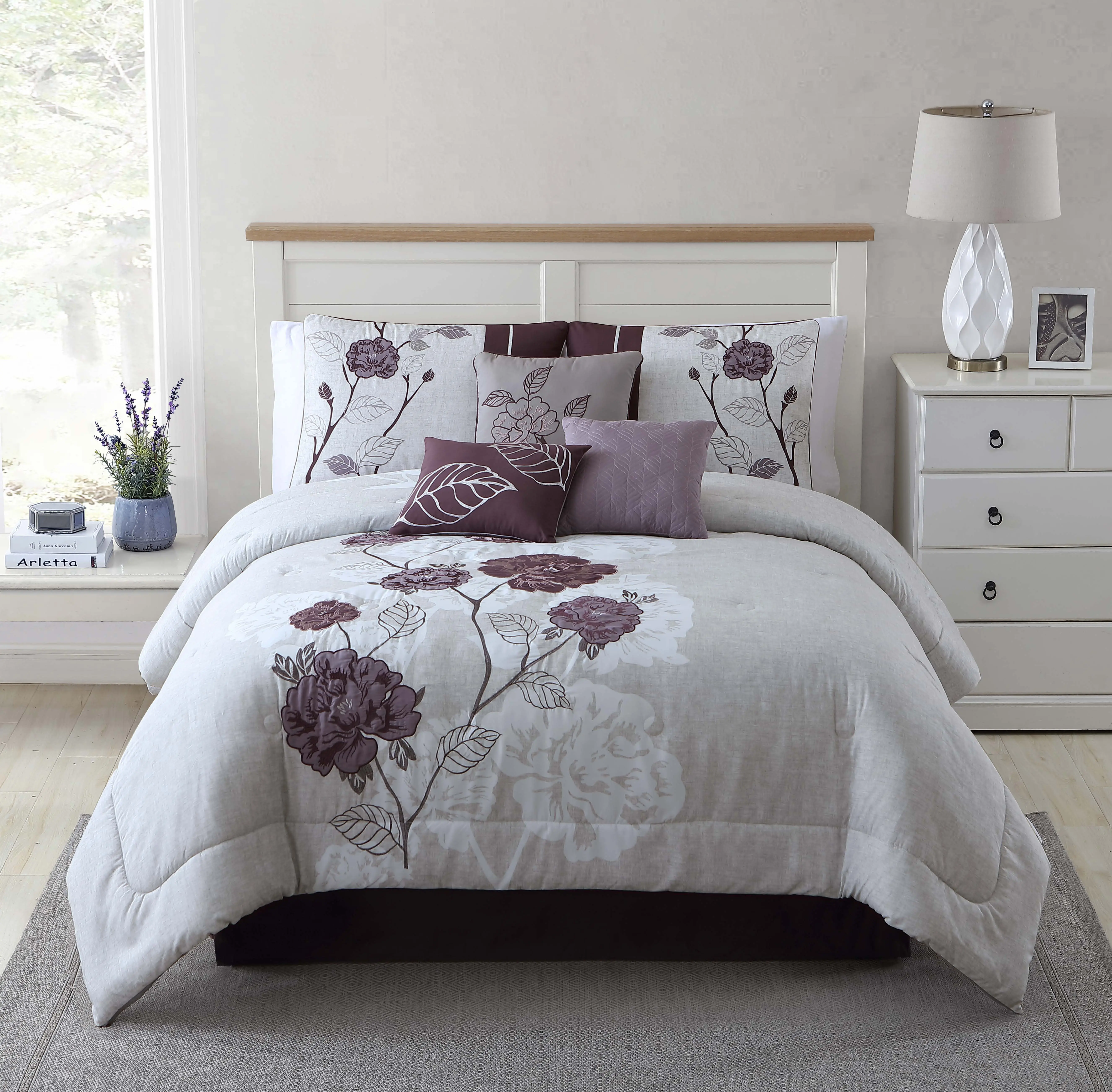 Artistic Home Textiles –Luxury 7 Piece Floral Comforter Set with Bed Skirt & Decorative Pillows, Soft Microfiber Purple Flower Bedding, Queen King Cal King