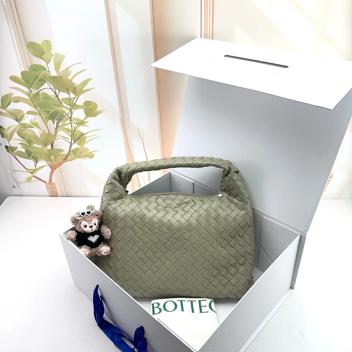 Pre-owned BOTTEGA VENETA Olive Green Woven Leather Top Handle Hobo 0805raye 22386266