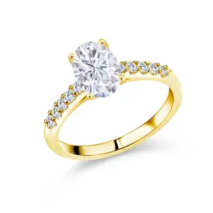 Gem Stone King 10K Yellow Gold Moissanite and Lab Grown Diamond Engagement Ring for Women | 2.30 Cttw | Oval 9X7MM | Wedding Engagement Anniversary Promise Ring For Women