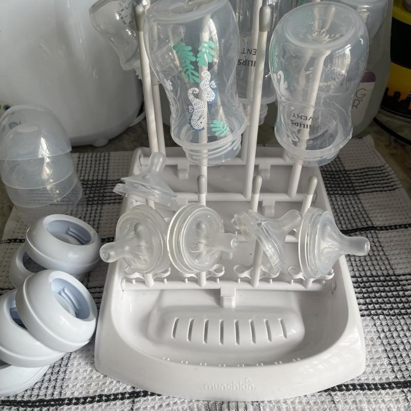 Natural Baby Bottles with Natural Response Nipples (Medium Flow, Flow 3), 9oz, 4-Pack