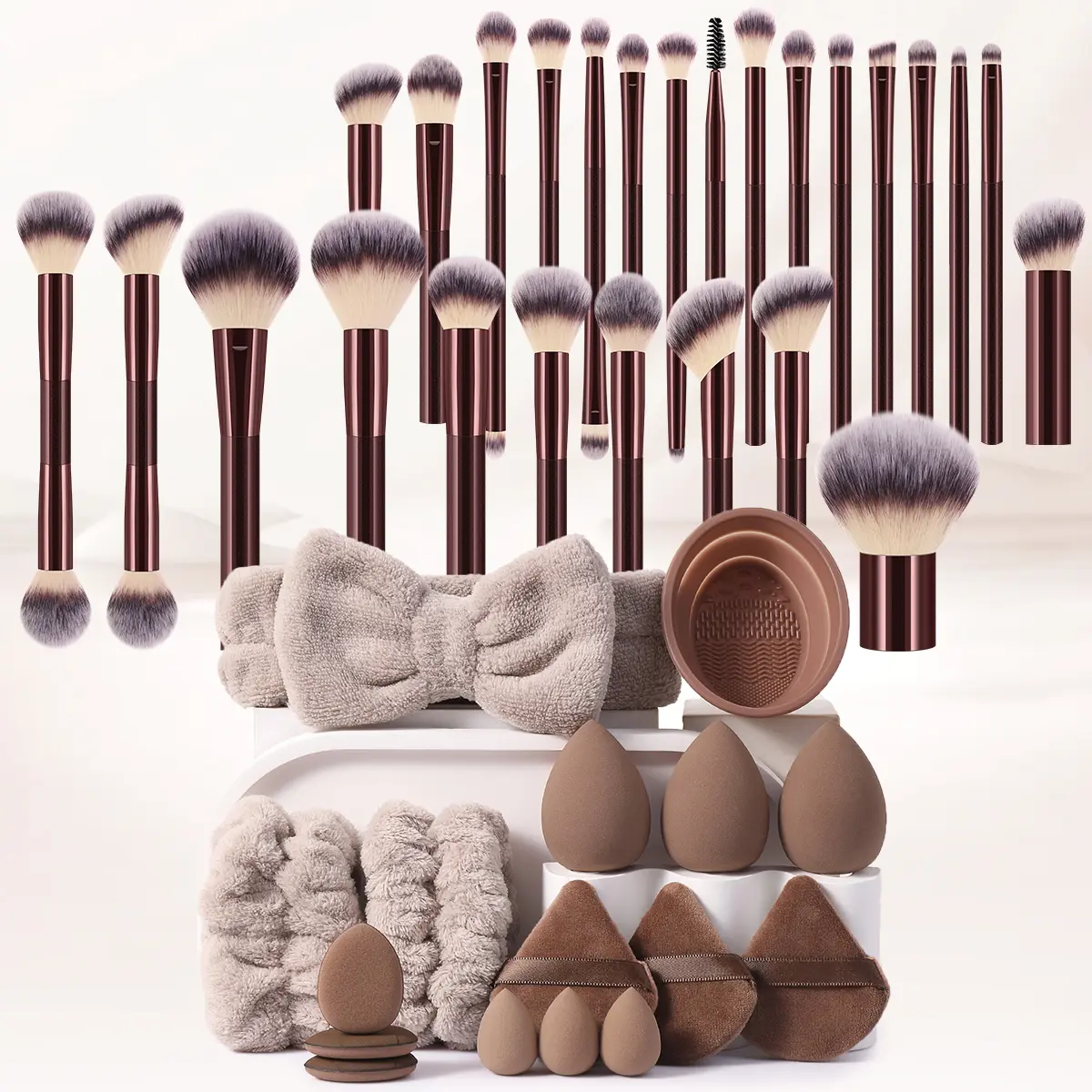 All-In-One Makeup Tools Set 26 Premium Makeup Brush Set Assorted Beauty Sponges Triangle Flocking Powder Puffs Plush Hairband Wristbands Brush Cleaning Bowl Portable Daily Travel Facial Makeup Accessory Kit