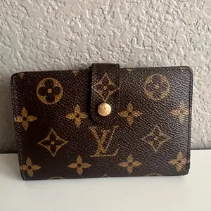 Pre-owned Louis Vuitton Canvas Small Leather Goods Kisslock Monogram Wallet