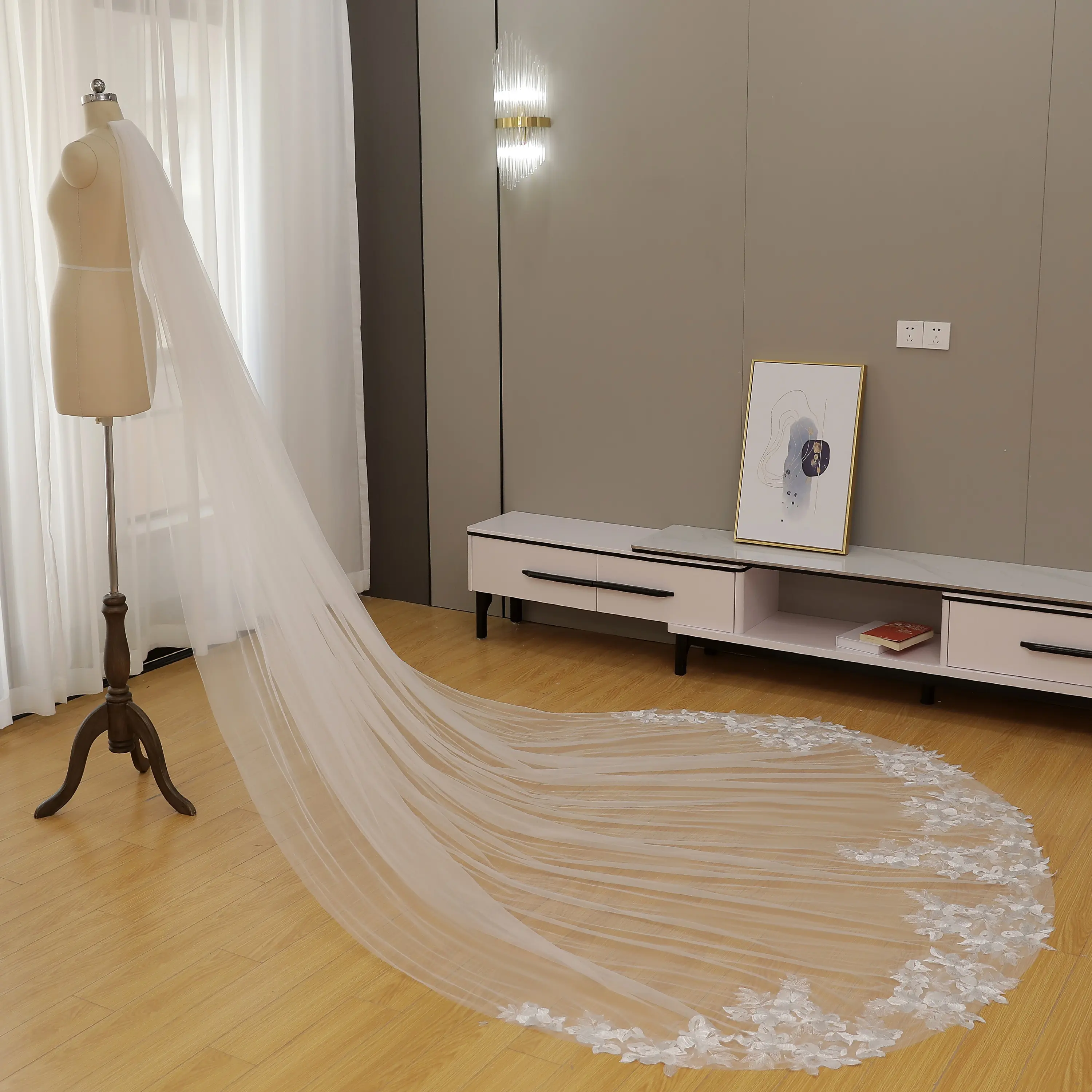 Sheer Tulle Bridal Veil | Romantic Rose & Leaf Embroidery 3D Vintage Floral Lace Trim