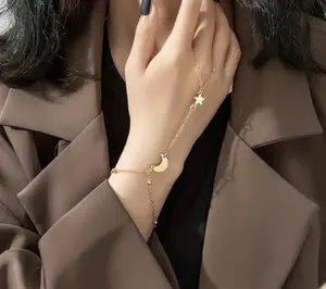 1pc Elegant and Versatile Simple Star Moon Golden Metal Chain Finger Bracelet - Suitable for Women's Daily Party Matching Ramadan Jewelry