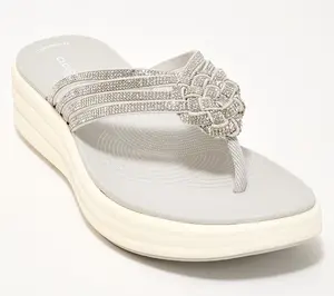 Clarks Cloudsteppers Rhinestoned Thong Sandals -Drift Gem Clarks Cloudsteppers Rhinestoned Thong Sandals -Drift Gem